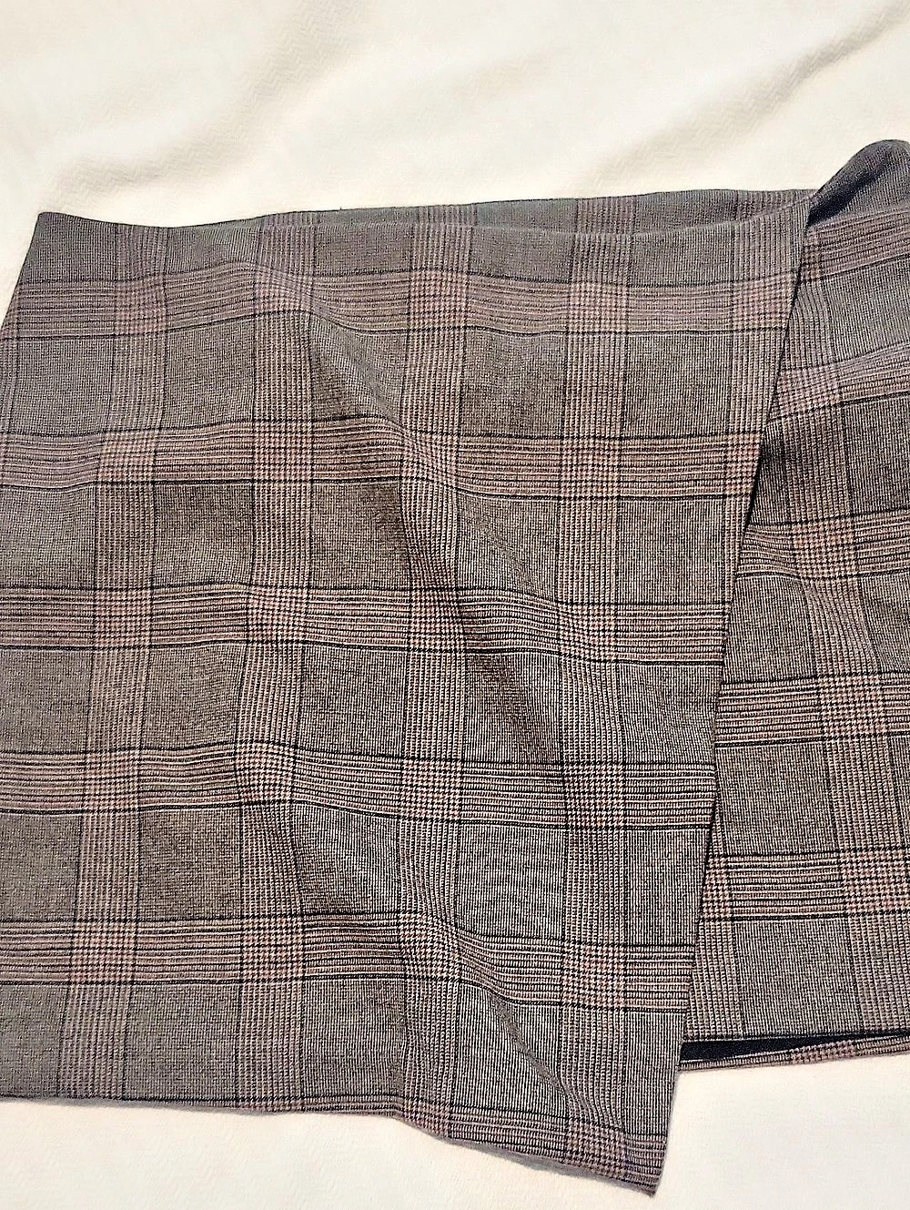 Old Navy Plaid Wrap Skirt in Brown & Black Size Large